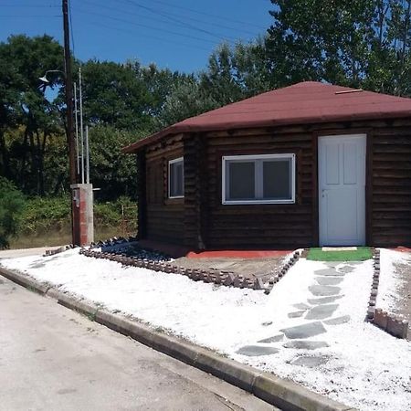 מלון קראמוטי Wooden House מראה חיצוני תמונה